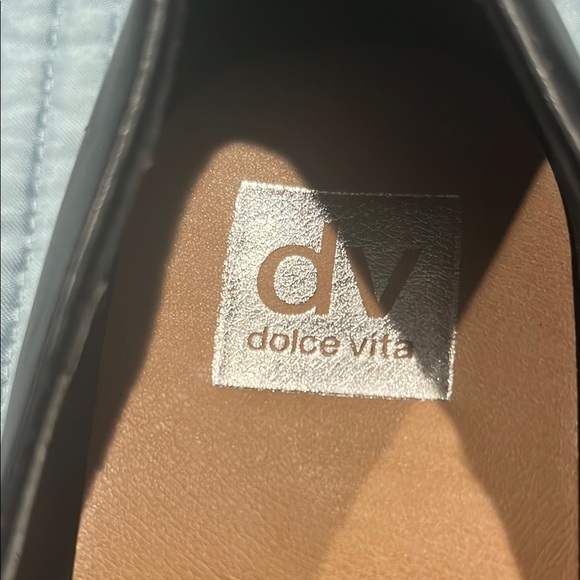 Dolce Vita Black Leather Loafers with Classic Design - Picture 2 of 5